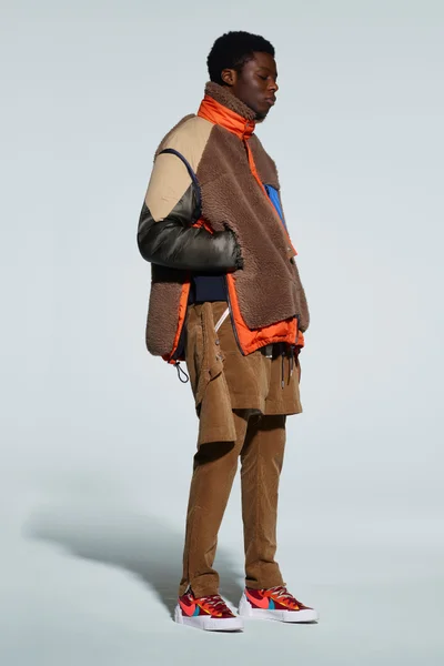 Look 19